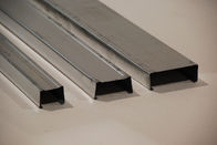 ASTM、GB、JIS 80 180 g/m 2 亜鉛めっき亜鉛めっき鋼プロファイル Q195 スタッド