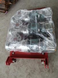 縦のラック・ピニオンの起重機