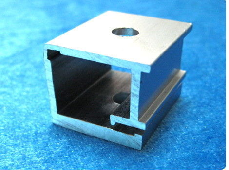 スクリーニング システムのためのアルミニウム温室の陰影システム運転のケーブル固定金具